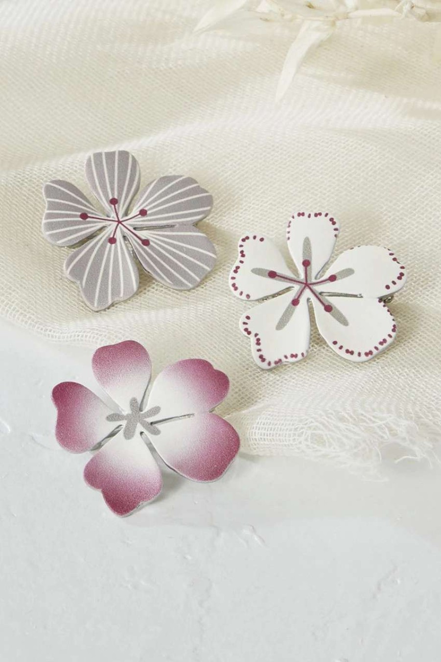 Accessories & Home * | Painted Flower Pins Ivory/Deep Zinnia